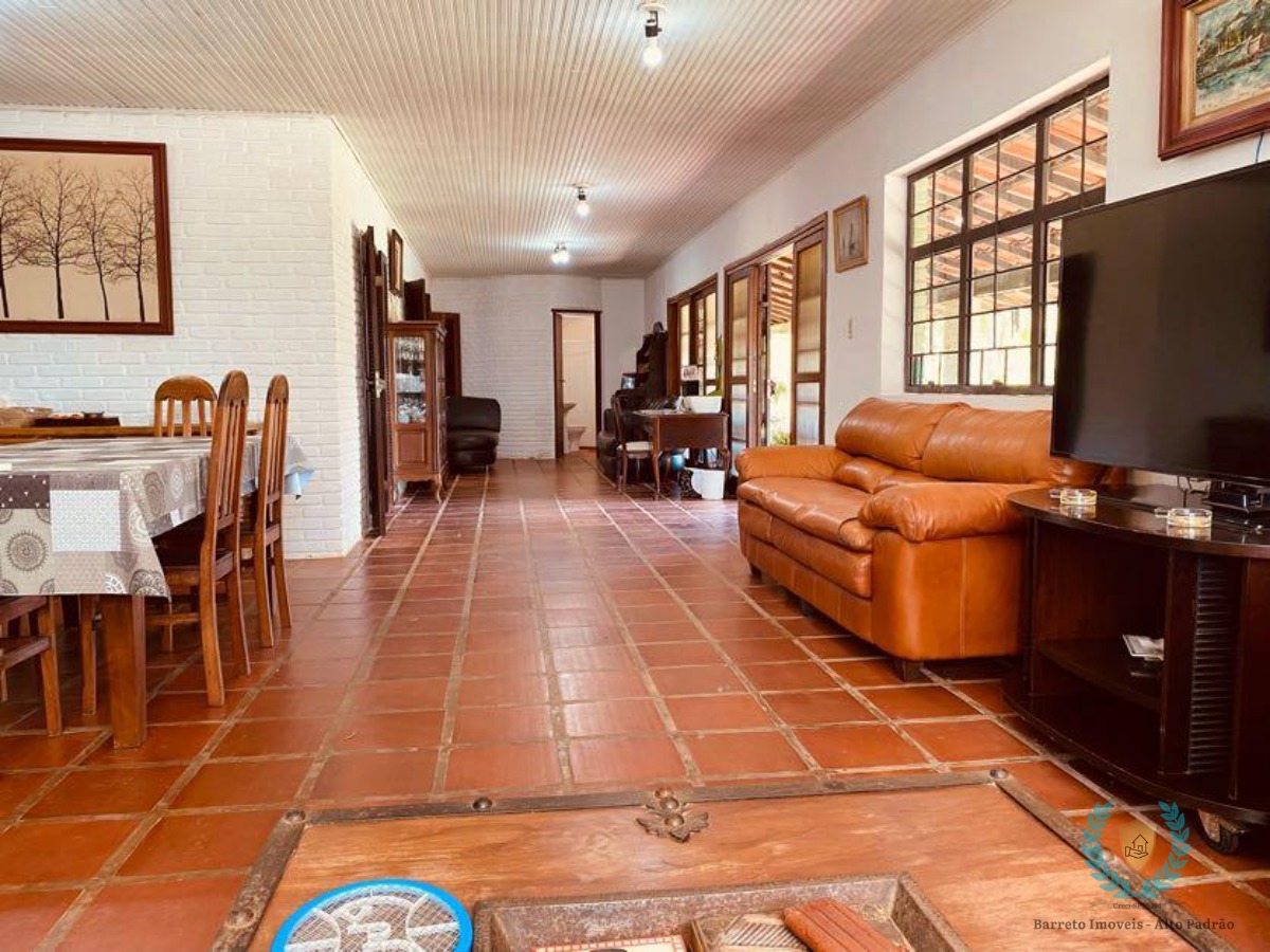 Fazenda à venda com 3 quartos, 313m² - Foto 6