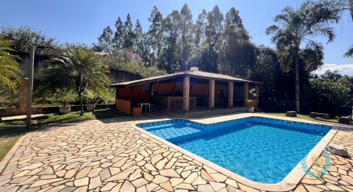 Casa de Condomínio à venda com 4 quartos, 284m² - Foto 3