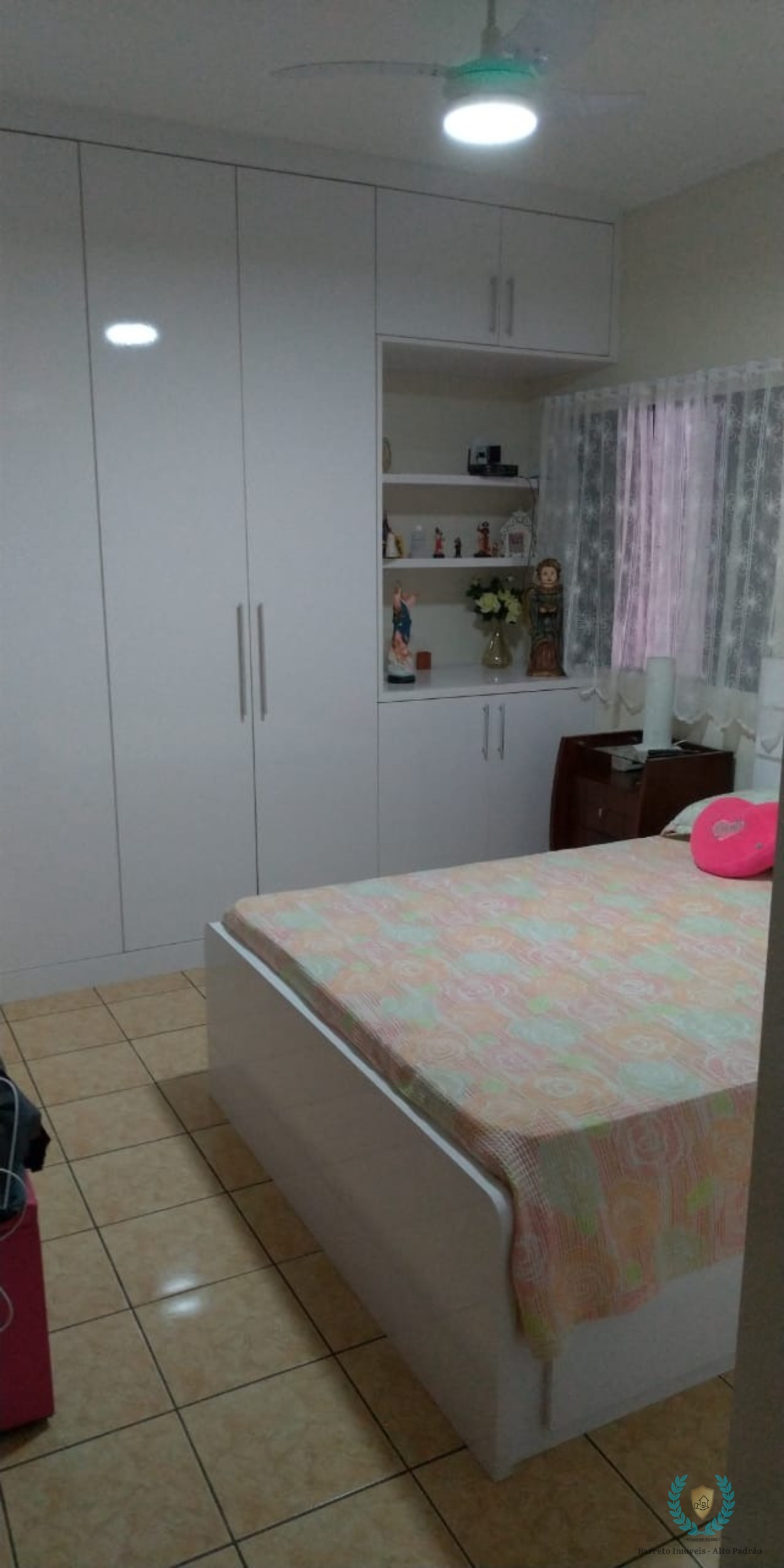 Casa à venda com 3 quartos, 222m² - Foto 13