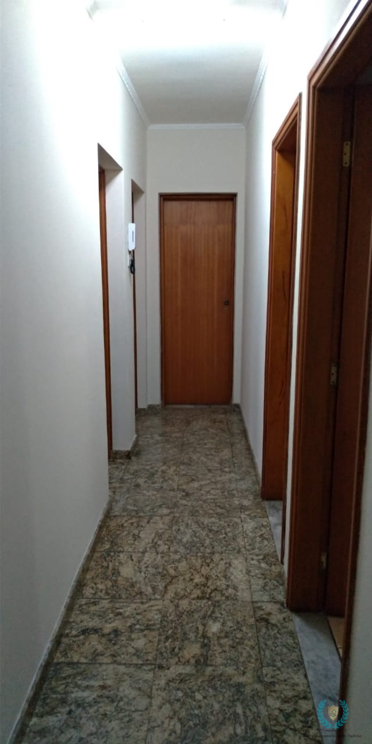 Casa à venda com 3 quartos, 222m² - Foto 22