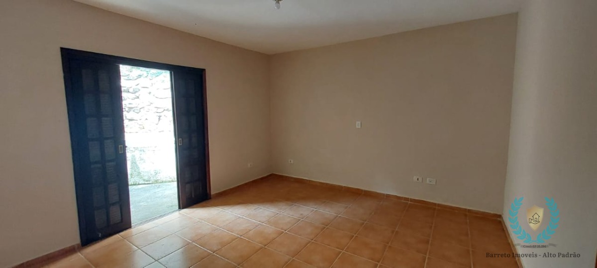 Casa à venda com 3 quartos, 250m² - Foto 14