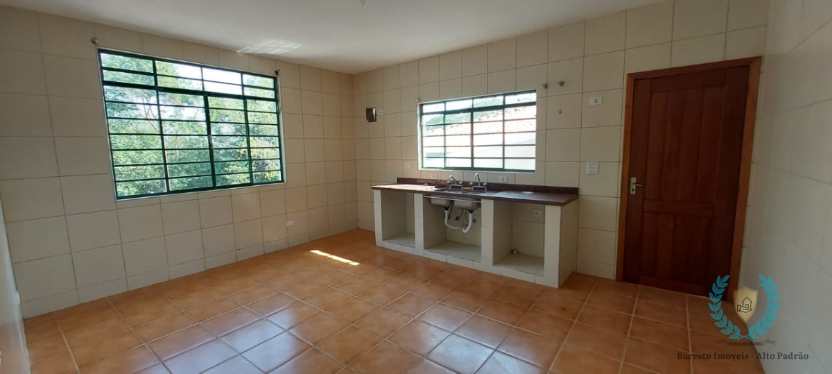 Casa à venda com 3 quartos, 250m² - Foto 10