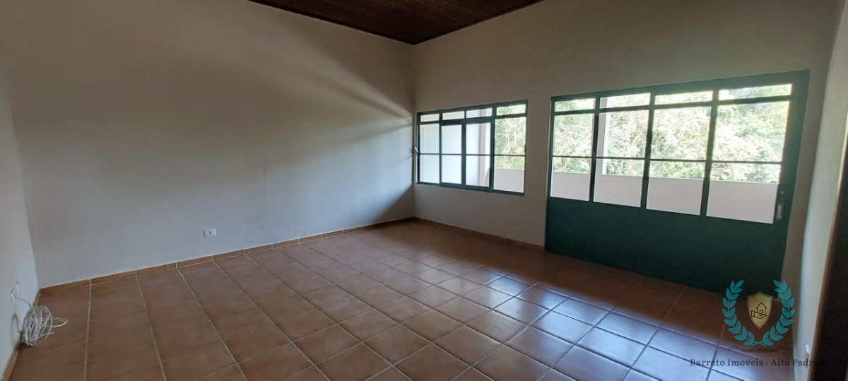 Casa à venda com 3 quartos, 250m² - Foto 13