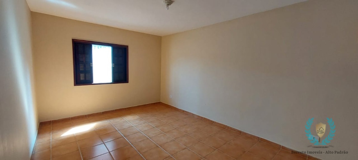 Casa à venda com 3 quartos, 250m² - Foto 22