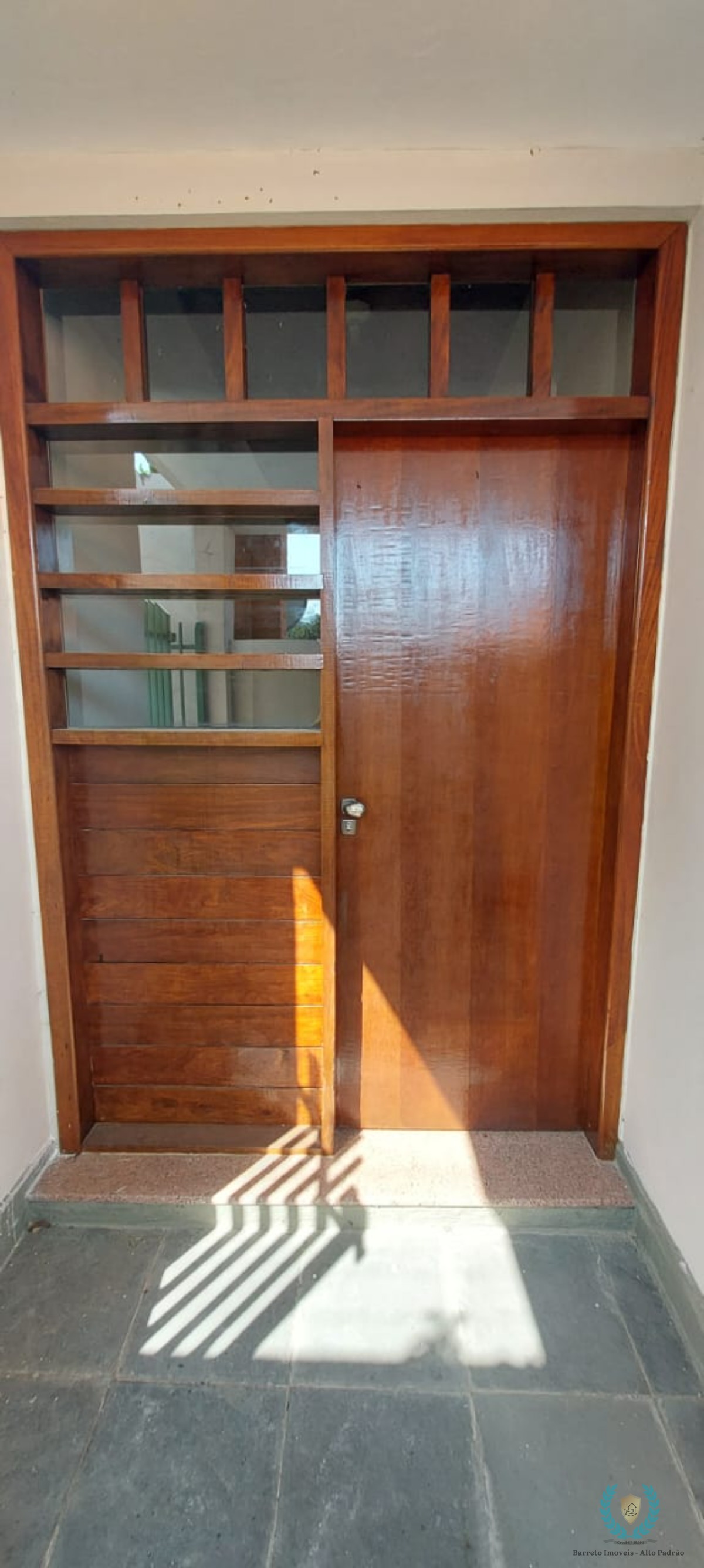 Casa à venda com 3 quartos, 250m² - Foto 8