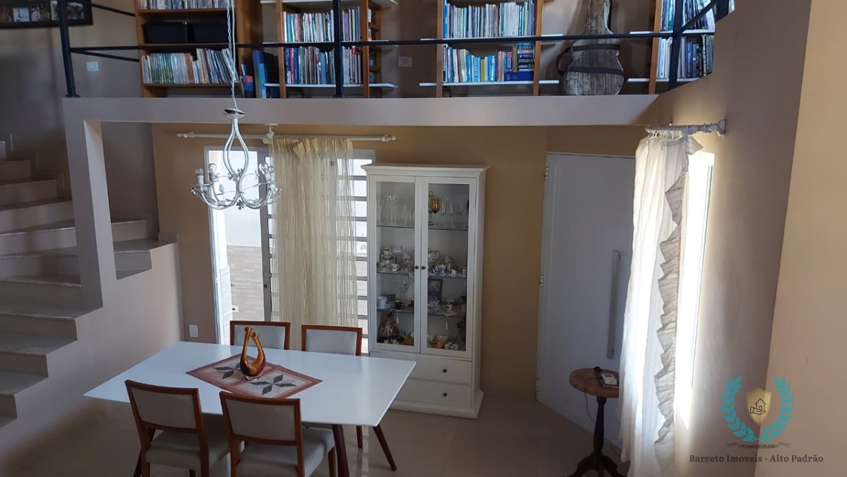 Casa à venda com 6 quartos, 330m² - Foto 26