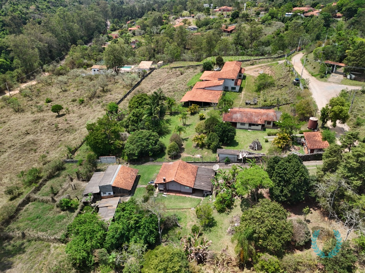 Fazenda à venda com 2 quartos, 150m² - Foto 1