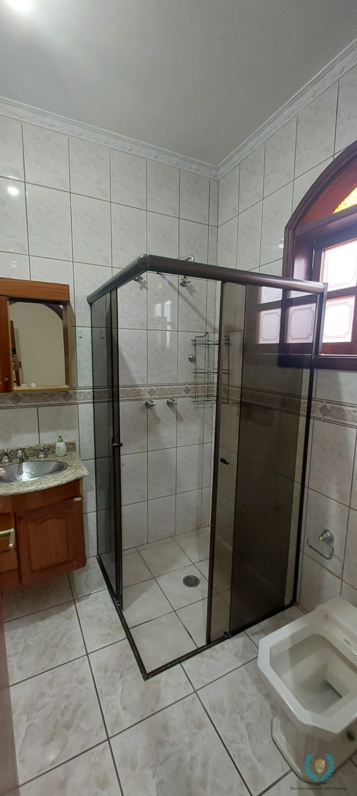 Casa para alugar com 5 quartos, 259m² - Foto 14