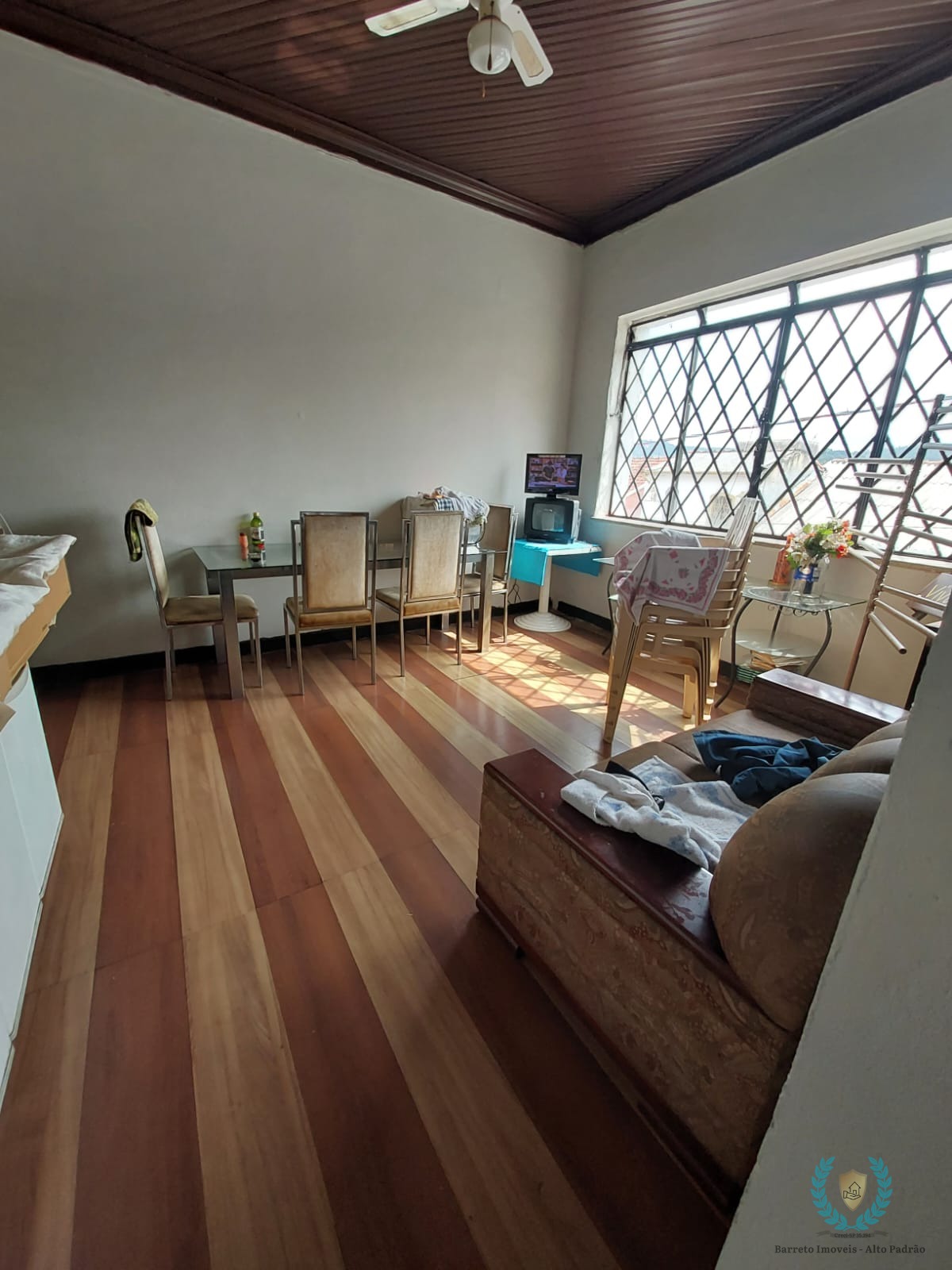 Casa à venda com 2 quartos, 140m² - Foto 13