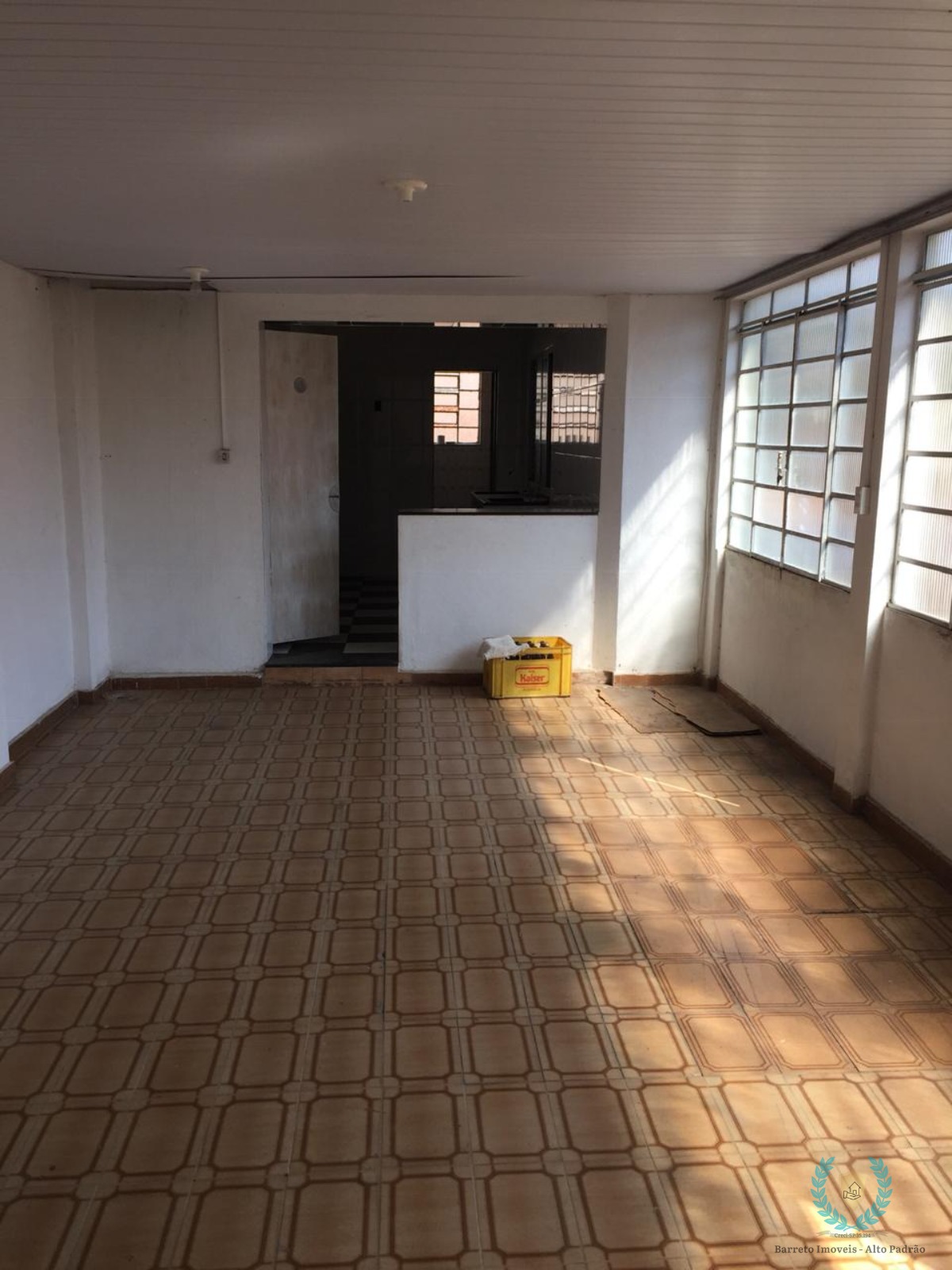 Casa à venda com 3 quartos, 110m² - Foto 11