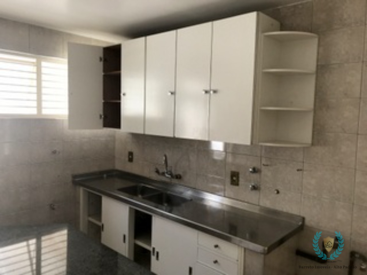 Casa à venda com 4 quartos, 236m² - Foto 9