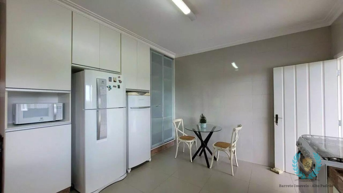 Casa de Condomínio à venda com 3 quartos, 260m² - Foto 12