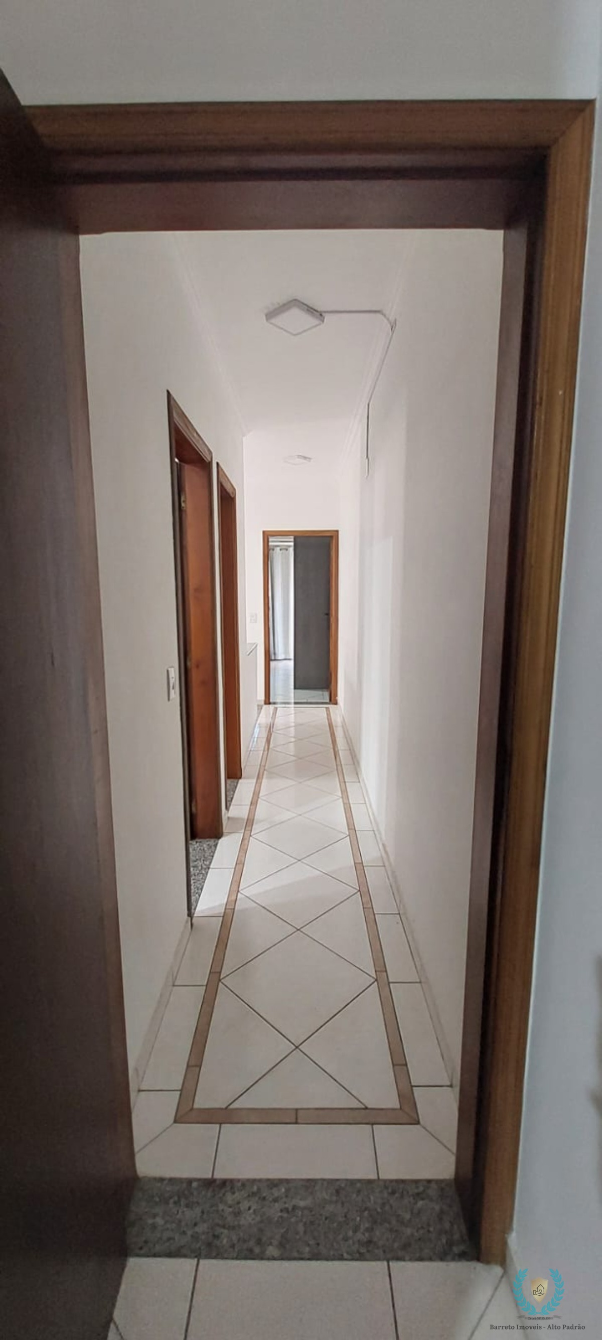 Casa à venda com 3 quartos, 184m² - Foto 21