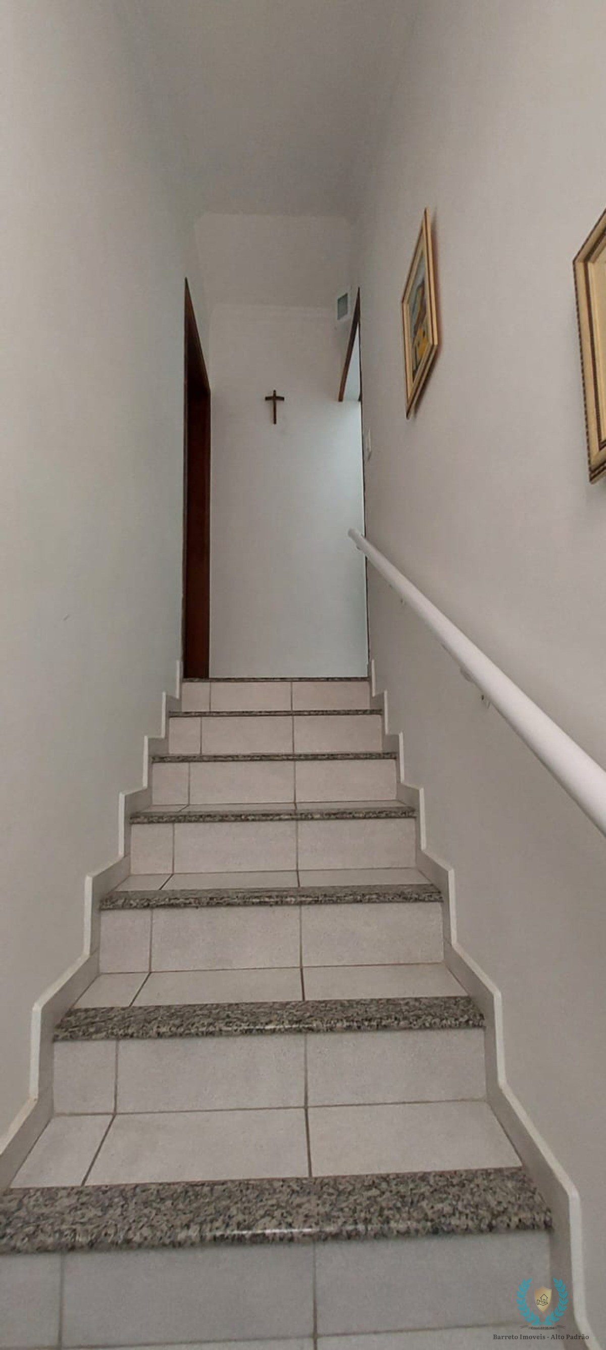 Casa à venda com 3 quartos, 184m² - Foto 5