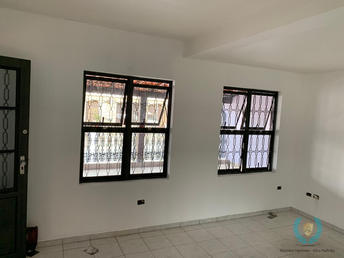 Casa à venda com 4 quartos, 325m² - Foto 15