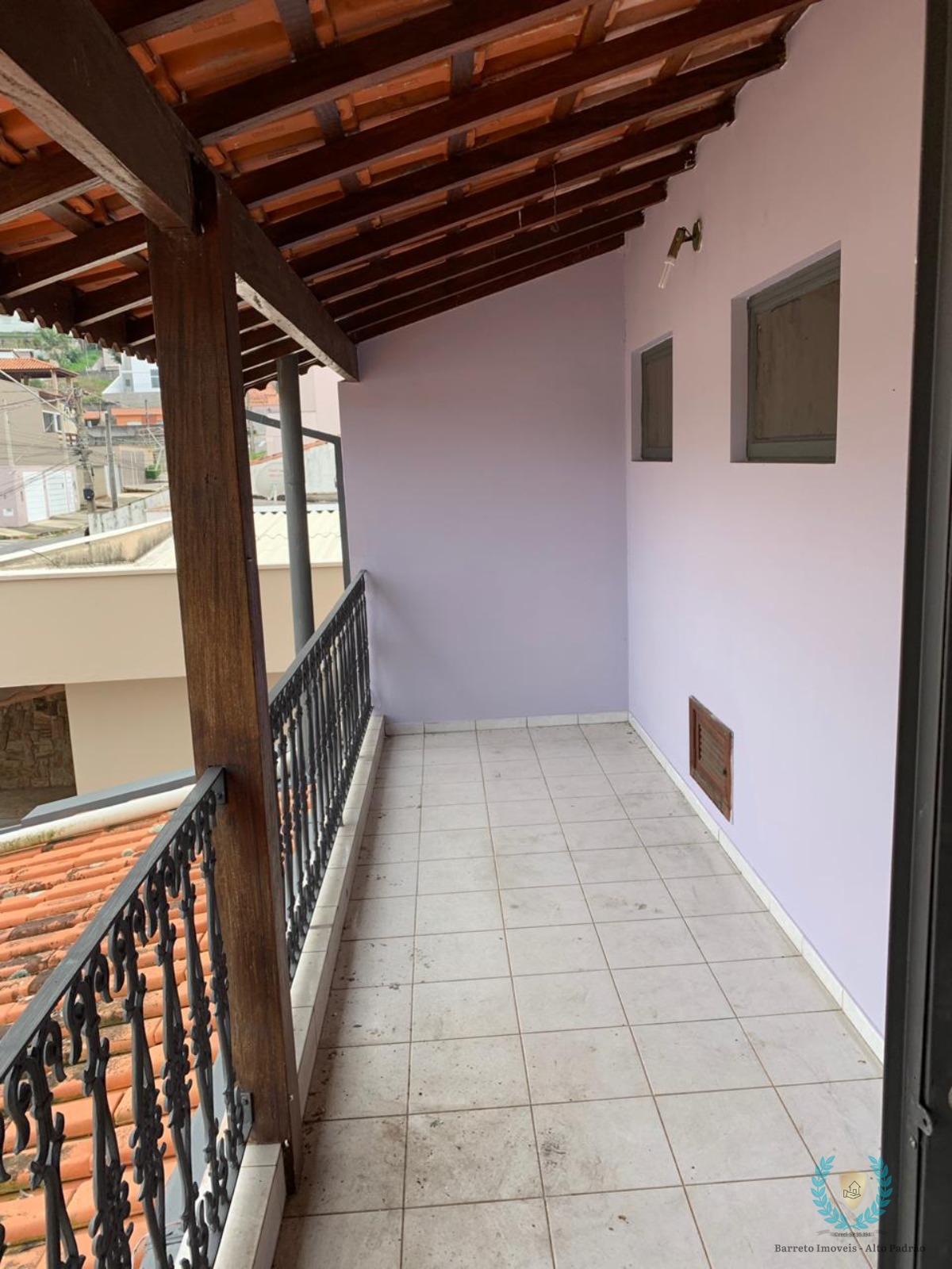 Casa à venda com 4 quartos, 325m² - Foto 4