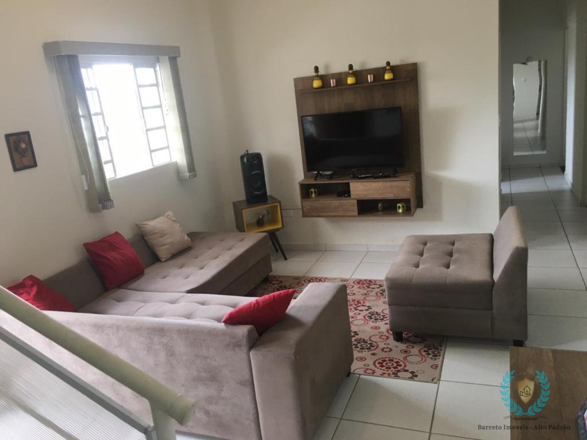 Casa à venda com 3 quartos, 248m² - Foto 4